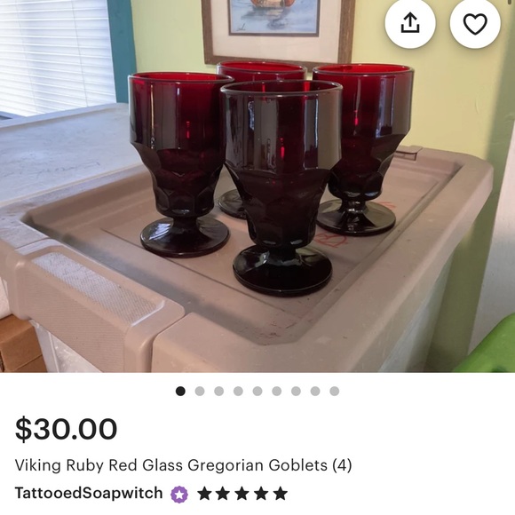 Set of 4 red Georigan vintage glassware. - Picture 6 of 6